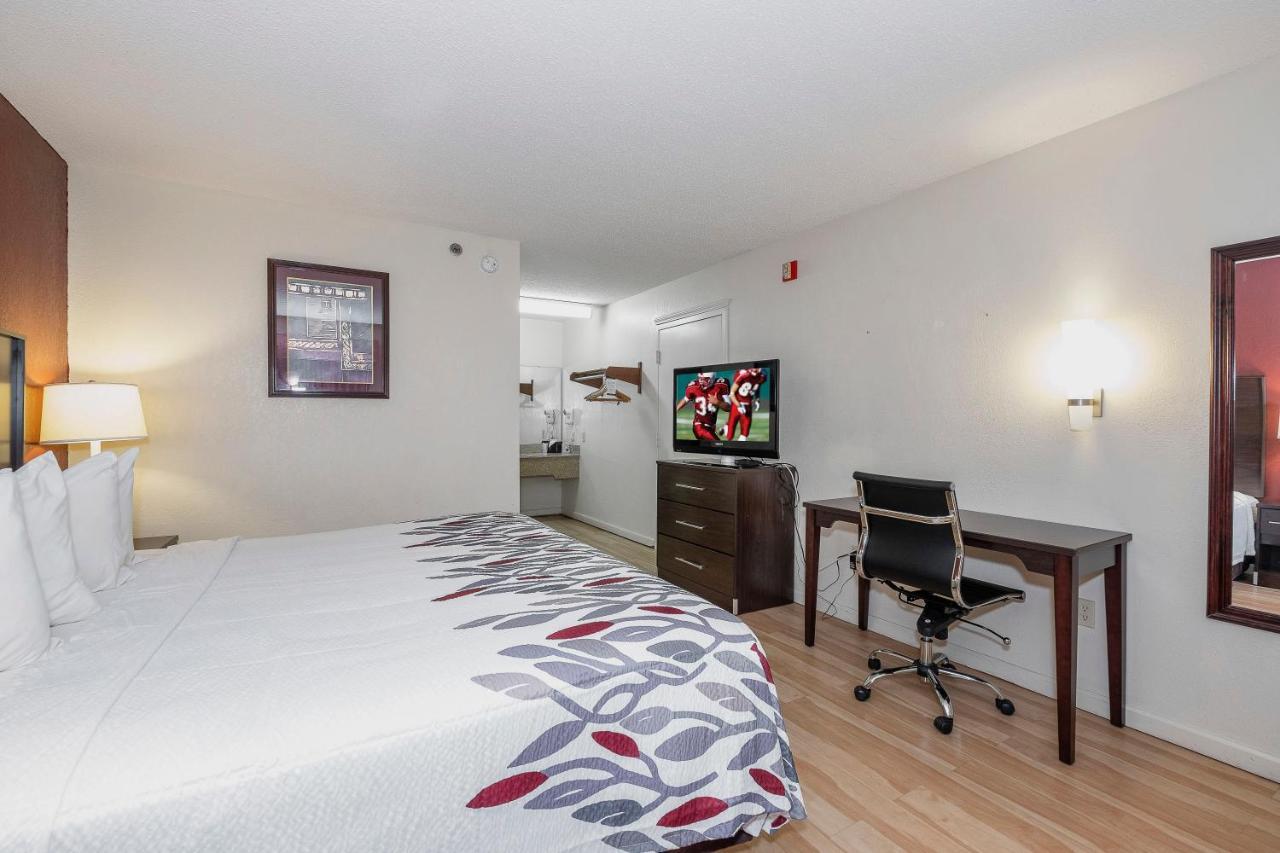 Red Roof Inn & Suites Rome Buitenkant foto