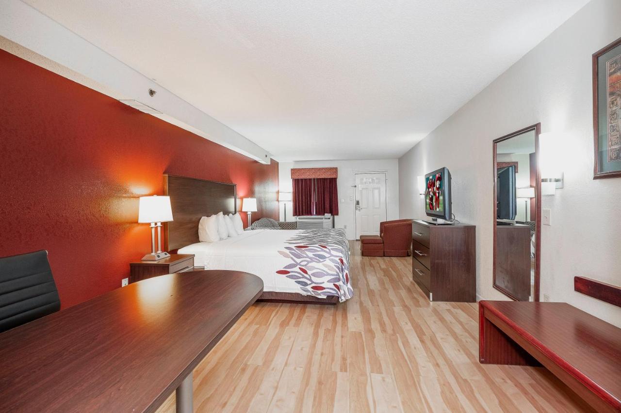 Red Roof Inn & Suites Rome Buitenkant foto