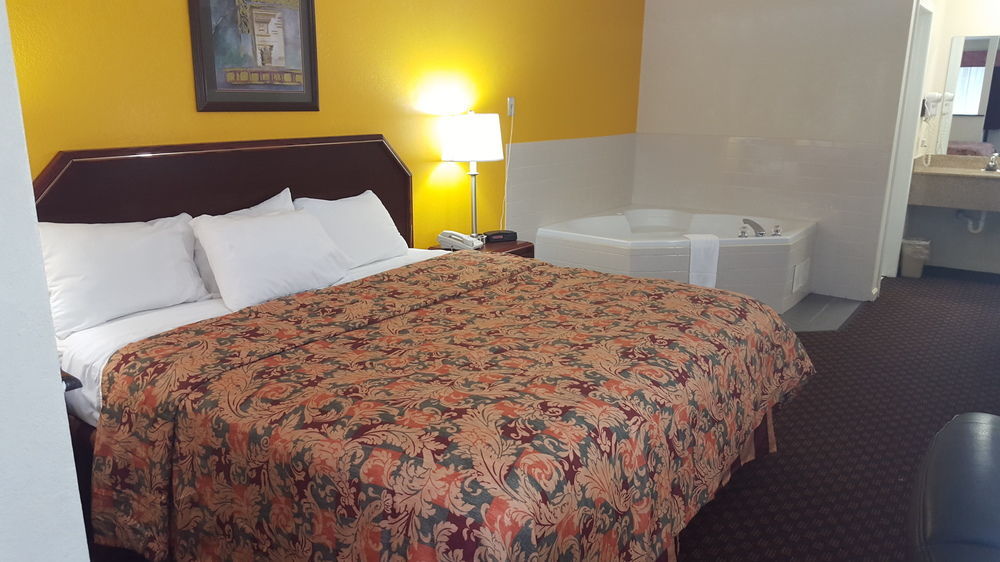 Red Roof Inn & Suites Rome Buitenkant foto