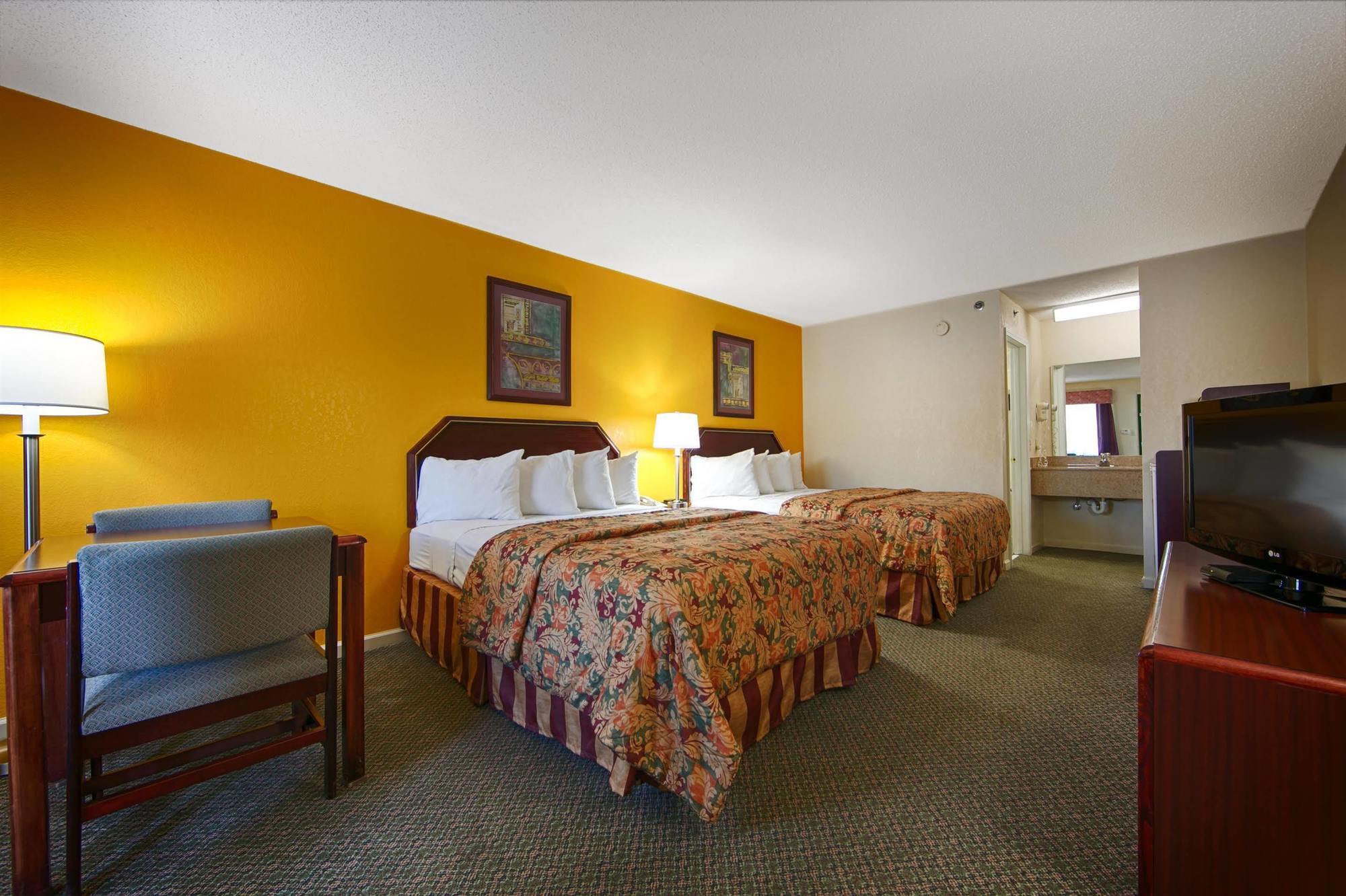 Red Roof Inn & Suites Rome Buitenkant foto