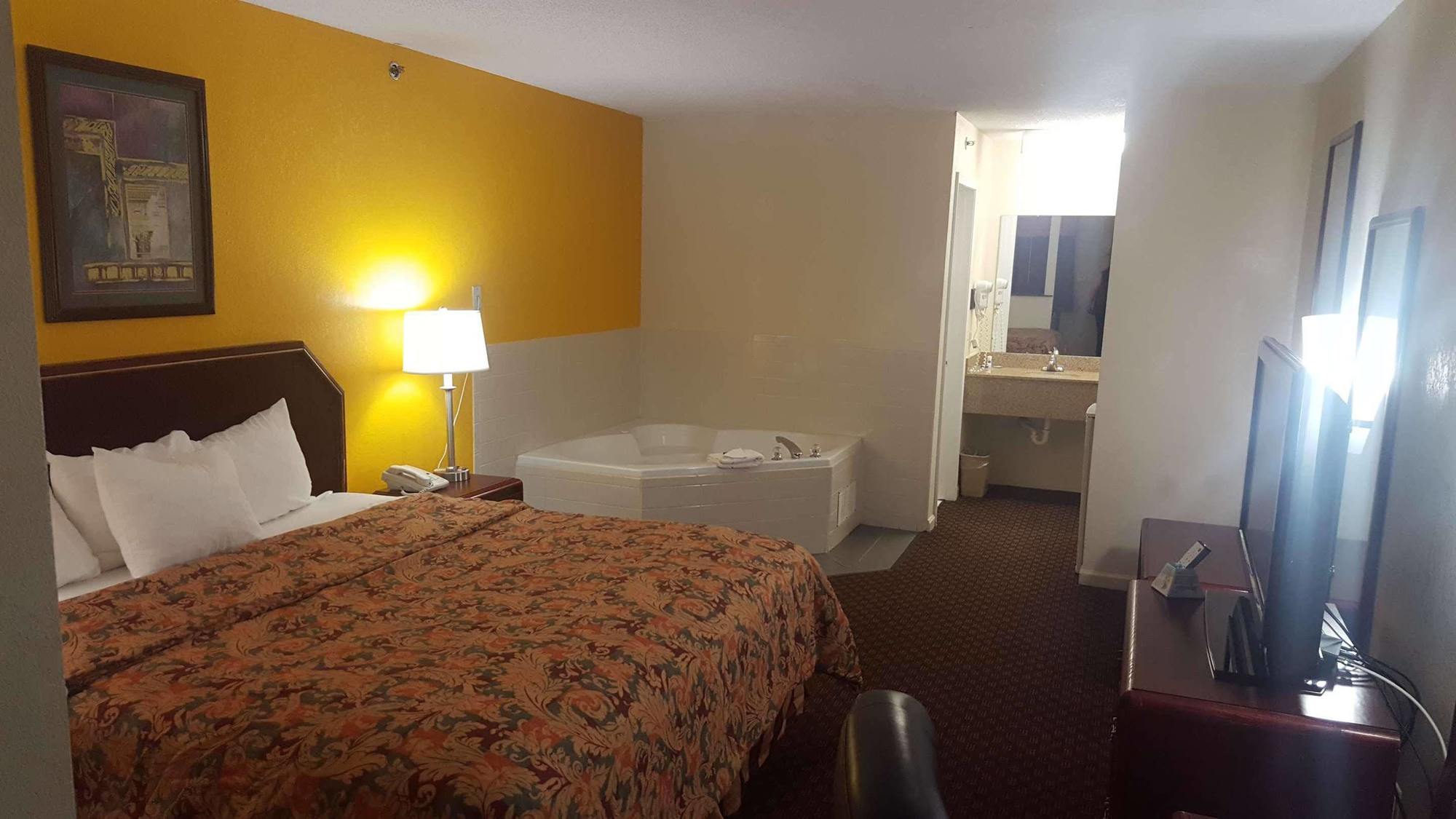 Red Roof Inn & Suites Rome Buitenkant foto
